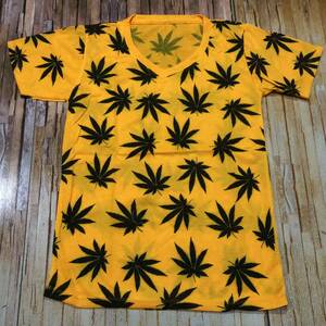 新品・即決・クリックポスト発送・大麻・マリファナのリーフ柄の総柄プリントのＴシャツ・山吹色・Ｍ