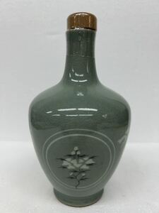 ウイスキー/600ml★ 特選ブレンド 象嵌ボトル【NIKKA WHISKY ニッカ ウイスキー】高麗青磁 青峯 雲鶴草華文様 陶器ボトル