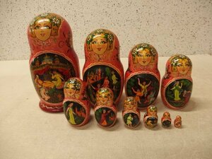 0540075s【ロシア 工芸品 マトリョーシカ 10体セット】人物画/民話/細密画/民芸品/木製人形/置物/中古品(底面にサイン？があります)