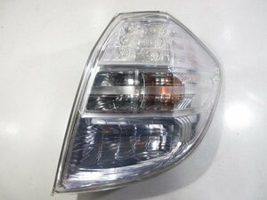 フィットハイブリッド GP1 GP4 純正 LED 右テールランプ テールライト STANLEY P9883 中古