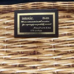 intoxic.  イントキシック　バスケット柄ハンドバッグ