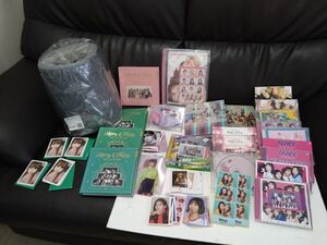 ☆K POP TWICE トワイス CD・DVD・カード・シール等 いろいろまとめて☆