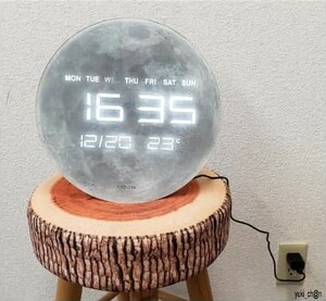 LEDデジタル時計 惑星時計 月 MOON 置き掛け両用 温度湿度表示 カレンダー表示 地球 給電式 PLANETCLOCK 時計