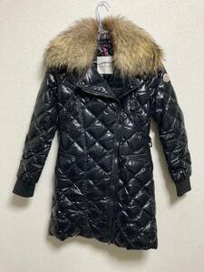 極美品　MONCLER レディース　ダウンコート　ファー付き