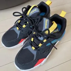 Reebokスニーカー　23.5