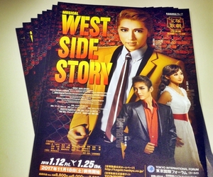 宝塚歌劇団 チラシ フライヤー 8枚 宙組 WEST SIDE STORY ウエストサイドストーリー 真風涼帆 星風まどか 芹香斗亜 東京国際フォーラム