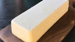濃厚チーズテリーヌホワイトショコラ【20㎝×7㎝】1個　新触感　人気上昇中