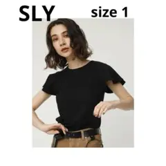 【美品】SLY スライ　バックオープンフリルトップス　ブラック　サイズ1