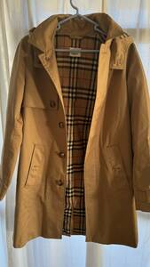 【美品】BURBERRY バーバリー キッズ トレンチコート