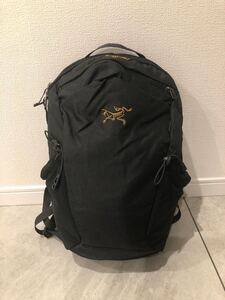 ARC’TERYX / MANTIS 16 BACKPACK ブラック