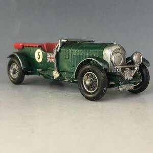 No.5 MODELS OF YESTERYEAR 1929 4 1/2 BENTLEY MADE IN ENGLAND BY LESNEY