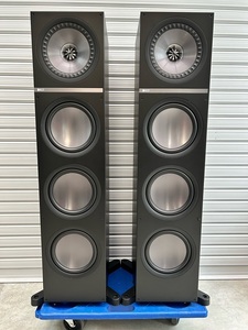 ＫＥＦ 『Ｑ９００』 トールボーイスピーカー　音に問題ありませんが１本だけ若干一部傷みあり