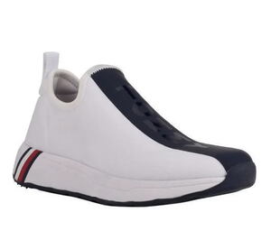 日本未発売　Tommy Hilfiger Arizel Slip-On Sneaker　スリップオン　スニーカー　本物をお届け!!