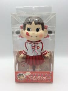 #6119　未開封 ペコちゃん 人形 2005 Peko