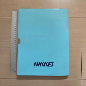 文房具用品　☆　クリアブック　貴重　非売品　NIKKEI　日本経済新聞　スカイブルー　両開きバインダー　書類入れ　金融新聞 経済新聞