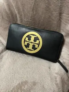 トリーバーチ　二つ折り長財布　Tory Burch