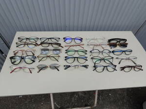 １：：：Zoff JINS メガネ 老眼　度入り　その他　中古品　２５本まとめて