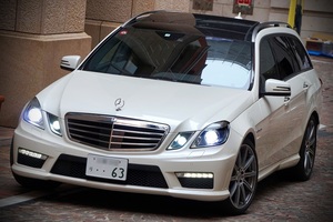 超希少車!! 本物AMG E63 モンスターベンツ!! 左H ダウンサイジングツインターボEg 5.5L パノラマSR AMGスピードシフトMCT ACC BSM LKA 19AW