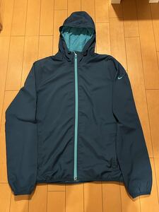 165センチ　Lサイズ　NIKE ナイキ　ナイロンジャケット　ウィンドブレーカー