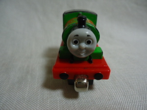 即決　ＵＳ　2009年製　きかんしゃ　トーマス　PERCY　パーシー　機関車　ダイキャスト　ミニカー　7.3センチ　マテル社製