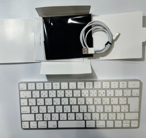 純正 Apple imac Mac Magic Keyboard 2 JIS キー 日本語 ワイヤレスキーボード A1644　ケーブル付き