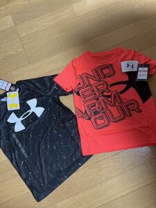 新品　アンダーアーマー　120cm YXS 半袖Tシャツ　トップス　半袖　キッズ　半袖Tシャツ 男の子