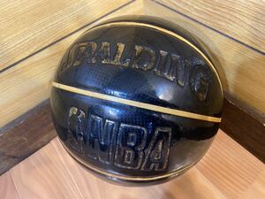 スポルディング　アンダーグラス　ブラック 7号　バスケットボール　SPALDING エナメルボール　フリースタイル