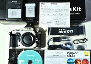 新品同様品 NIKON ニコンDf シルバー デジタル一眼 カメラ 元箱 付属品一式 保証書 取説 予備電池 その他購入時一式完備 雑誌 カタログ