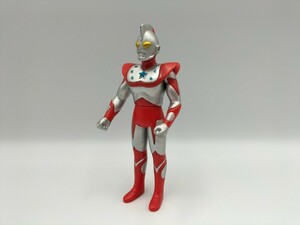 ウルトラヒーローシリーズ　ウルトラマンチャック　ウルトラマンUSA　フィギュア