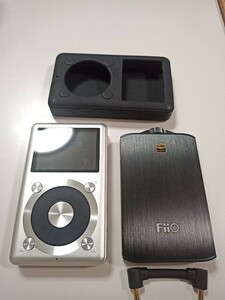 fiio x1 ハイレゾ 音楽プレイヤー と fiio a3 ポータブルアンプ セット