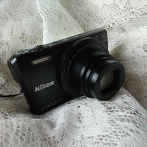 平成レトロ Nikon COOLPIX S7000 動作しますニコン クールピクス 黒系 激安