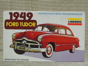 LINDBERG 1/32 　 1949 FORD TUDOR