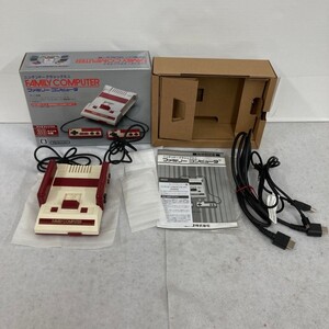 M014-O35-2771 Nintendo ニンテンドー クラシックミニ ファミリーコンピュータ ファミコン CLV-101 本体/箱/説明書/ケーブル付 FC ⑩