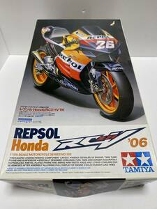 タミヤ模型1/12オートバイシリーズNo.106レプソルHonda　RC211V・06　組み立て中に止まった