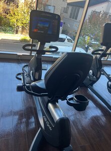 112802y4 Life Fitness ライフフィットネス エレベーションリカンベントバイク ディスカバー 95RS