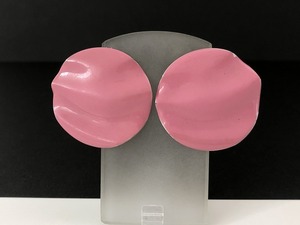 ピンクエナメルカラー 大ぶりイヤリング USA [ae-789]オールド　ヴィンテージ　コスチュームジュエリー