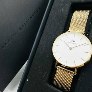 Daniel Wellington ダニエルウェリトン 腕時計 B32R1 リューズ操作○ 電池交換必要 箱あり クォーツ ゴールドカラー 保管品 DW 18191