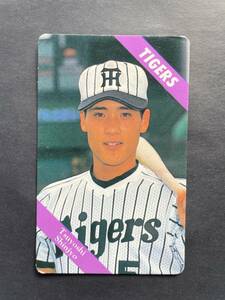 カルビープロ野球カード 94年 No.82 新庄剛志 阪神 1994年 ① (検索用) レアブロック ショートブロック ホログラム 金枠 地方版