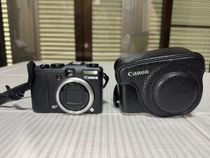 【撮影可能だがジャンク】キャノン Canon PowerShot G7 純正ケース付　充電器２個　バッテリー3個