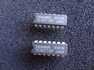 Toshiba製　TC4071BP (Quad 2-Input OR Gate )　2個セット 