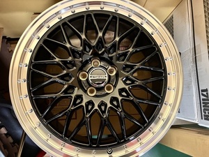 【展示品】　STEINER FTX 19×8.0ｊ 100-5Ｈ+45　インチアップに！！ 4枚セット