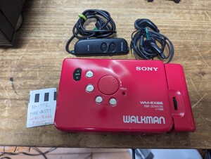 SONY カセットウォークマン　WM-EX66/リモコンRM-77E/イヤホンMDR-E551 電池ケース付　通電可