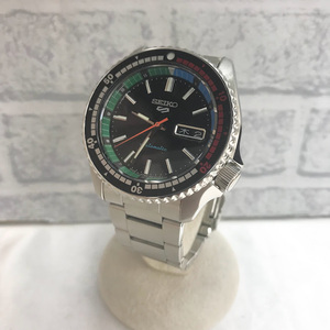 ★稼働★ ★ブランド時計★ SEIKO セイコー５スポーツ デイデイト 4R36-15D0 黒文字盤 自動巻 箱 保証書 替えコマ付き