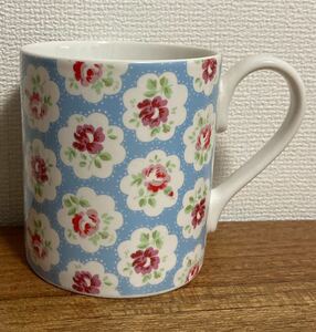 英国　キャスキッドソン　花型のマグカップ　チャーチル製　送料無料