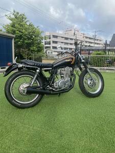 YAMAHA SR400