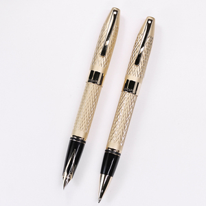 【開】アメリカ『シェ－ファーSheaffer』 レガシーヘリテージキングスゴールド 万年筆ボールペン 18Kペン先 Mミディアム（中字）AC690