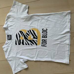 BLOC・Ｔシャツ・140・薄いシミ有り