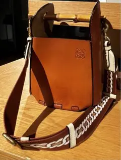 【定価25万】LOEWE ロエベ バンブーバケットバッグ COACHストラップ付