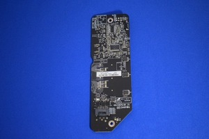 【中古】iMac 21.5インチ Mid2010 A1311 LEDドライバーボード 液晶インバータ V267-702 動作確認品