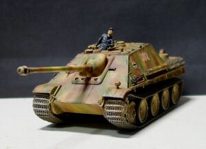 1/35 ドイツ軍駆逐戦車　ヤークトパンター後期型　完成品